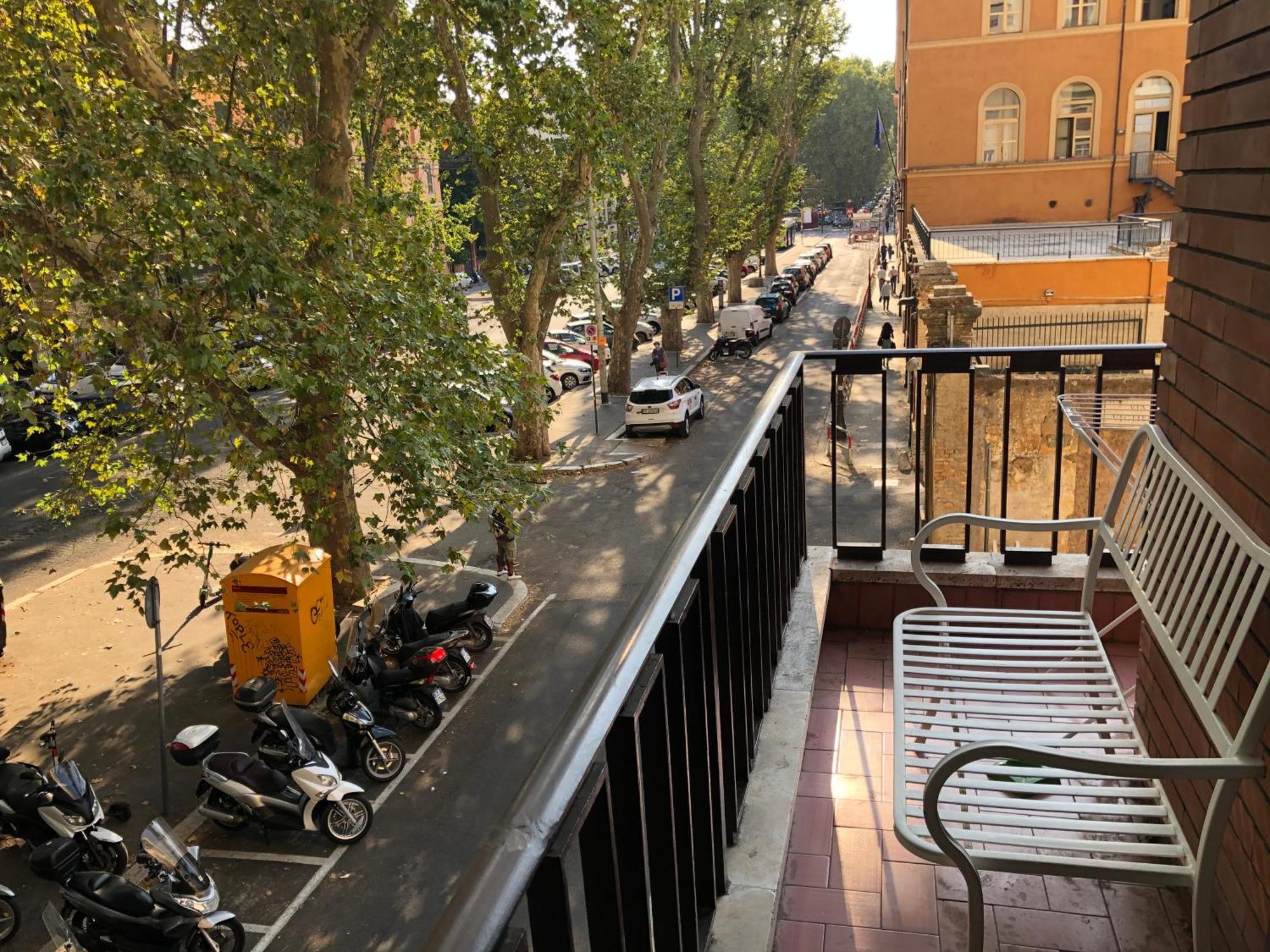 Comics Guesthouse Hostel Roma Ngoại thất bức ảnh